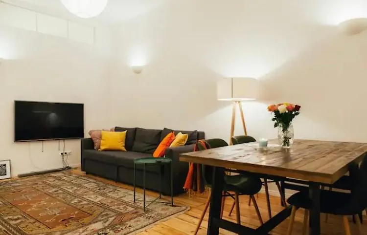 Cosy Apartment In Friedrichshaun Berlin